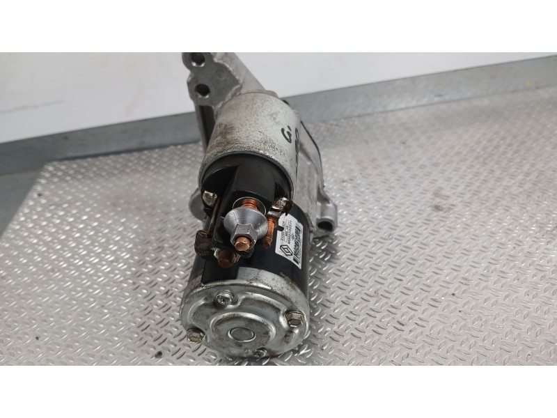 Recambio de motor arranque para renault megane iv hatchback (b9a/m/n_) 1.3 tce 115 (b9n9) referencia OEM IAM 233006662R  