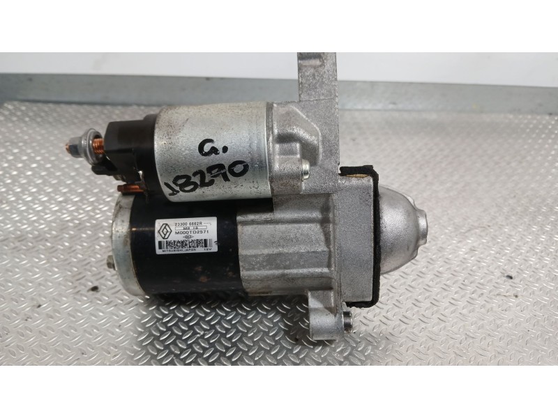 Recambio de motor arranque para renault megane iv hatchback (b9a/m/n_) 1.3 tce 115 (b9n9) referencia OEM IAM 233006662R  