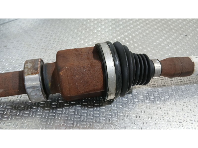 Recambio de transmision delantera derecha para renault megane iv hatchback (b9a/m/n_) 1.3 tce 115 (b9n9) referencia OEM IAM 3910