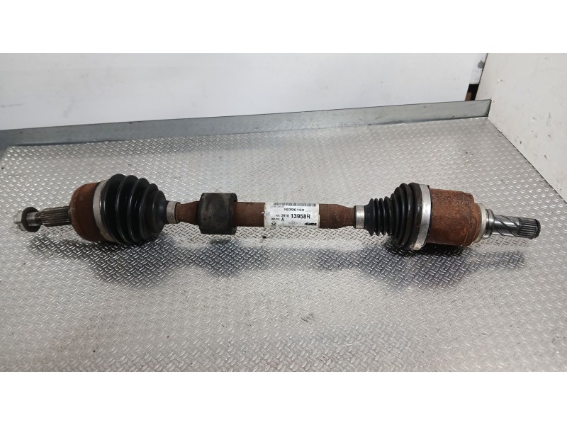 Recambio de transmision delantera izquierda para renault megane iv hatchback (b9a/m/n_) 1.3 tce 115 (b9n9) referencia OEM IAM 39