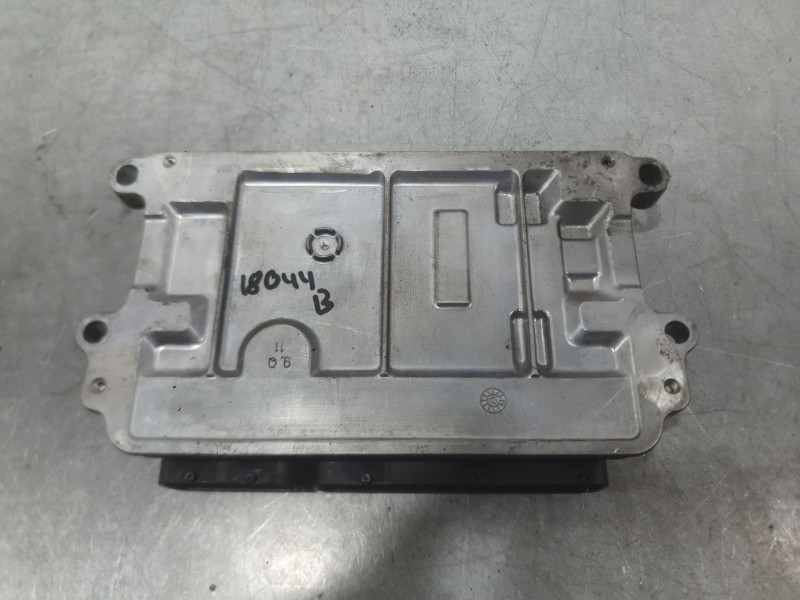Recambio de centralita motor uce para mazda 3 (bm, bn) 2.0 referencia OEM IAM P51J18881A  