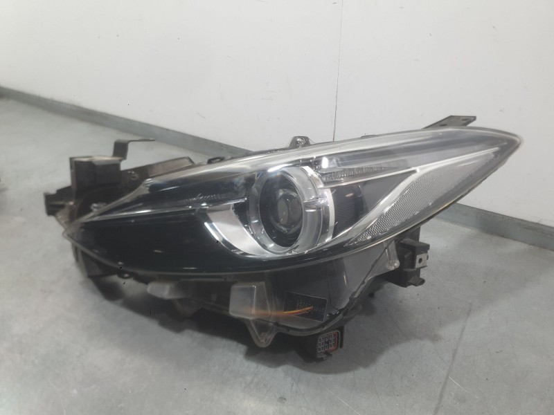 Recambio de faro izquierdo para mazda 3 (bm, bn) 2.0 referencia OEM IAM BHR1510L0A  