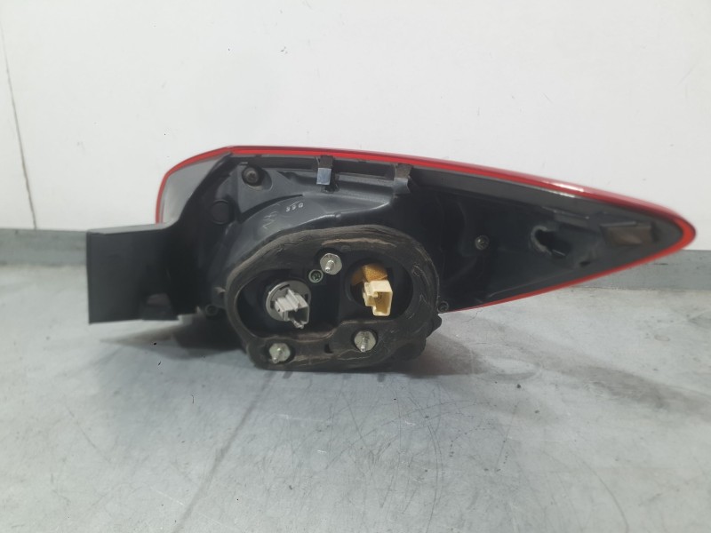Recambio de piloto trasero izquierdo exterior para mazda 3 (bm, bn) 2.0 referencia OEM IAM   