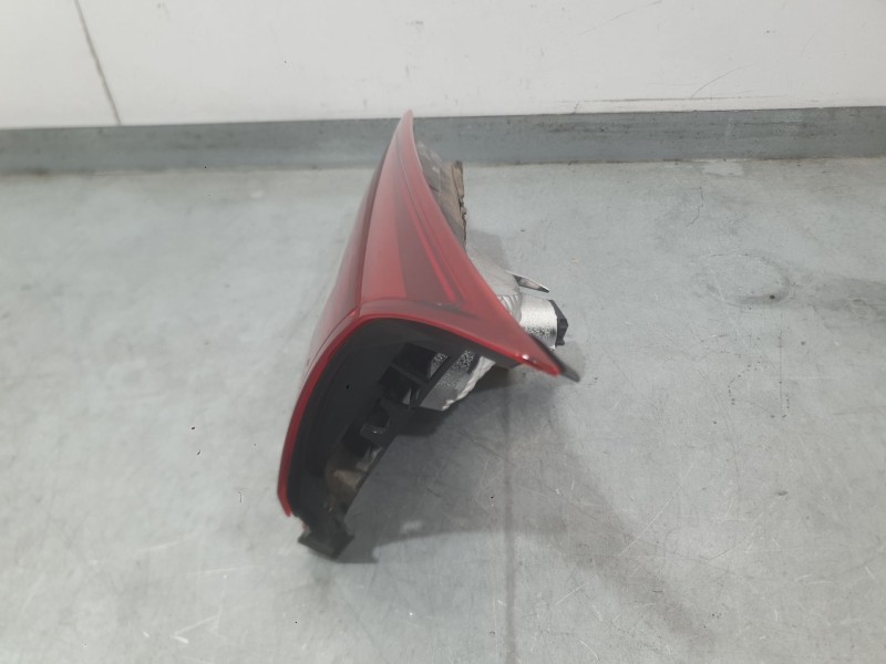 Recambio de piloto trasero derecho interior para mazda 3 (bm, bn) 2.0 referencia OEM IAM B45C513F0B  
