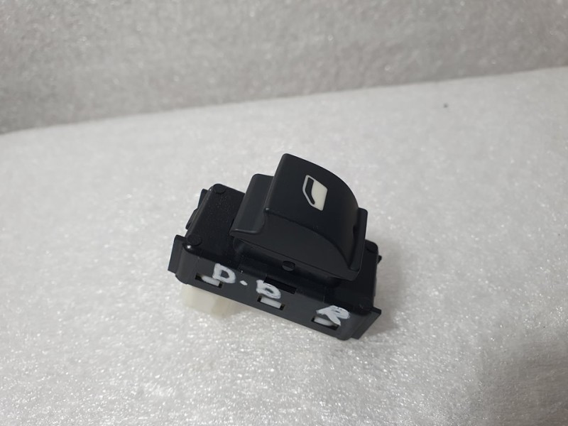 Recambio de mando elevalunas delantero derecho para citroën c4 feel pack referencia OEM IAM SIN REF  