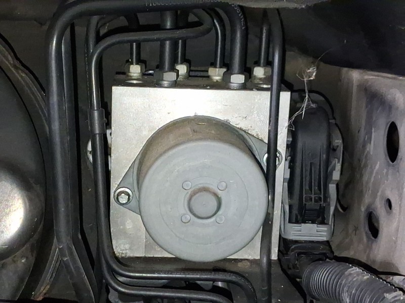 Recambio de abs para ford s-max (wa6) 2.0 tdci referencia OEM IAM 1762179  