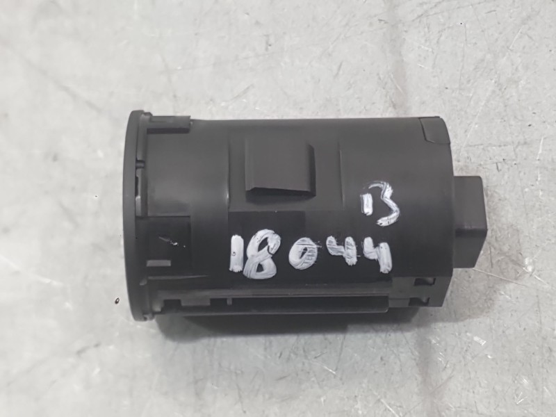 Recambio de boton start/stop para mazda 3 (bm, bn) 2.0 referencia OEM IAM   