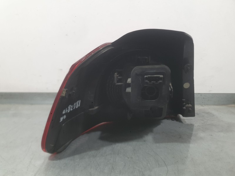 Recambio de piloto trasero derecho exterior para volkswagen golf vi (5k1) 1.4 tsi referencia OEM IAM 5K0945096M 5K0945096N 