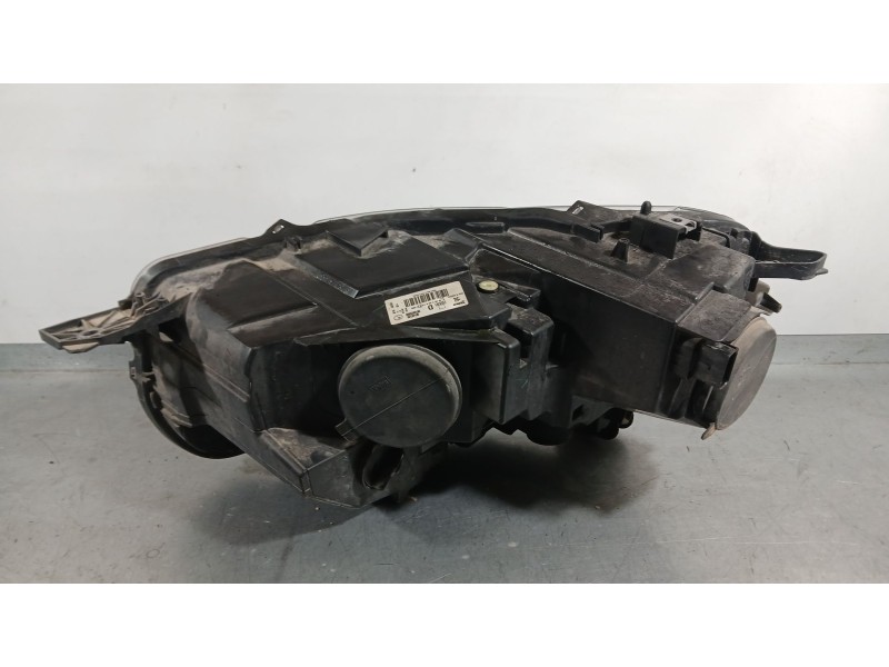 Recambio de faro derecho para peugeot rifter 1.5 bluehdi 100 referencia OEM IAM 9816826880  
