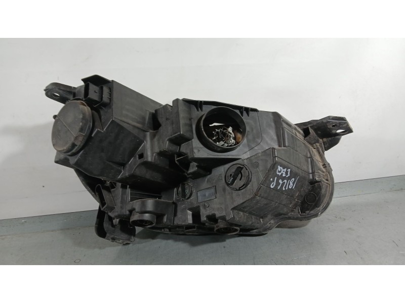 Recambio de faro izquierdo para peugeot rifter 1.5 bluehdi 100 referencia OEM IAM 9816826980  