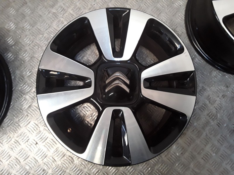 Recambio de juego llantas aluminio para citroën c3 iii (sx) 1.2 vti 82 referencia OEM IAM 6.5X16 4 TORN ET20 ALUMINIO ROZADAS