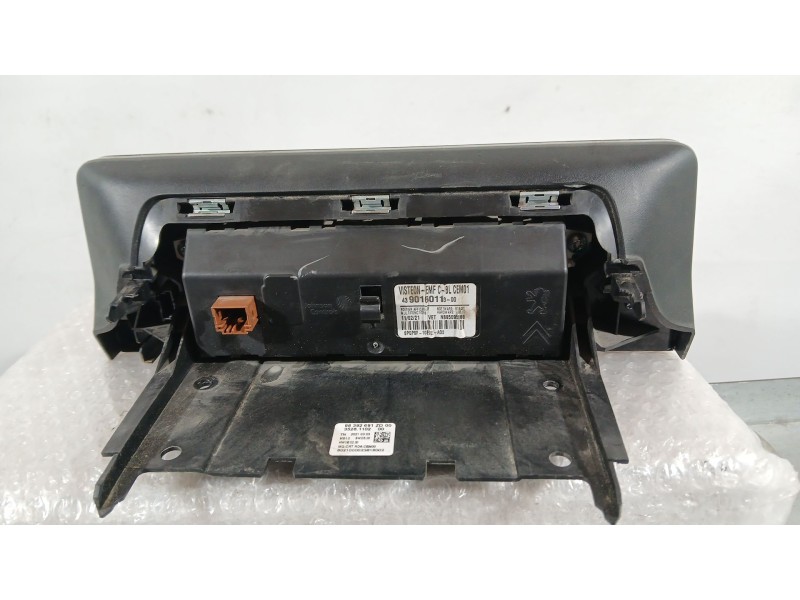 Recambio de pantalla multifuncion para peugeot rifter 1.5 bluehdi 100 referencia OEM IAM 9836586480  
