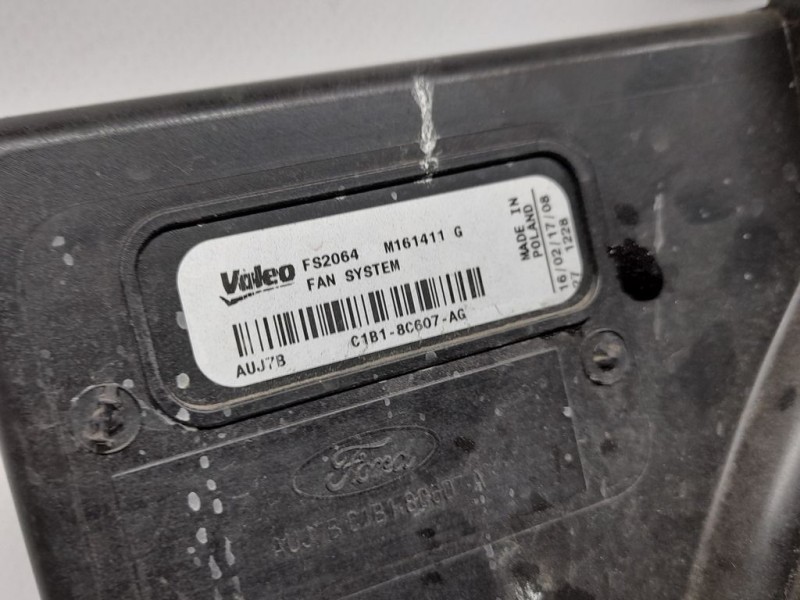 Recambio de electroventilador para ford fiesta (ccn) trend referencia OEM IAM C1B18C607AG FS2064 VALEO