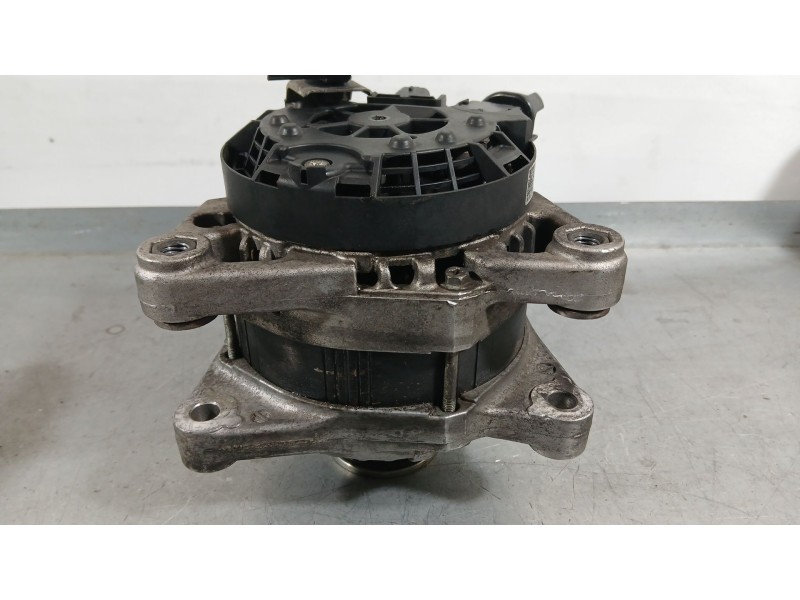 Recambio de alternador para peugeot rifter 1.5 bluehdi 100 referencia OEM IAM 9809391880  