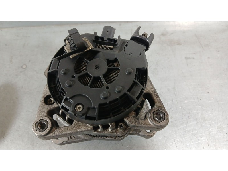 Recambio de alternador para peugeot rifter 1.5 bluehdi 100 referencia OEM IAM 9809391880  