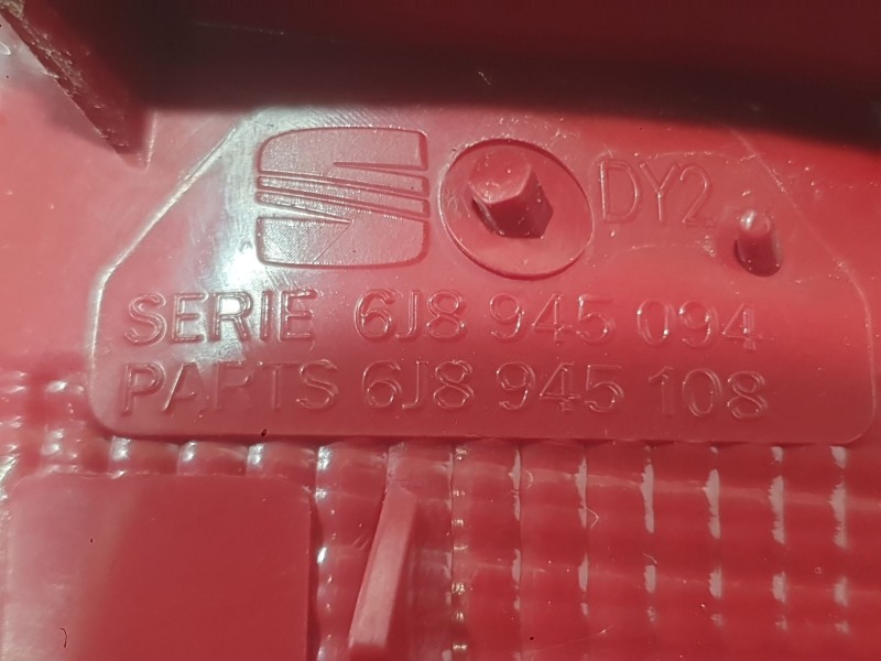 Recambio de piloto trasero derecho interior para seat ibiza iv (6j5, 6p1) 1.6 tdi referencia OEM IAM 6J8945094  