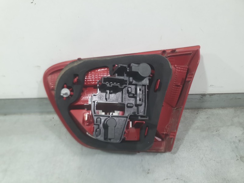 Recambio de piloto trasero izquierdo interior para seat ibiza iv (6j5, 6p1) 1.6 tdi referencia OEM IAM 6J8945093  