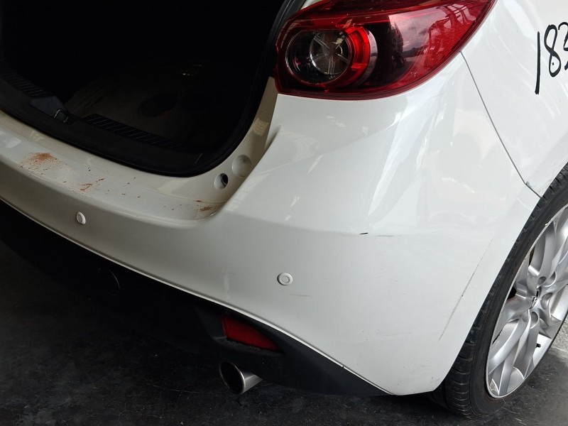 Recambio de paragolpes trasero para mazda 3 (bm, bn) 2.2 d referencia OEM IAM BHS350221BFKZ  