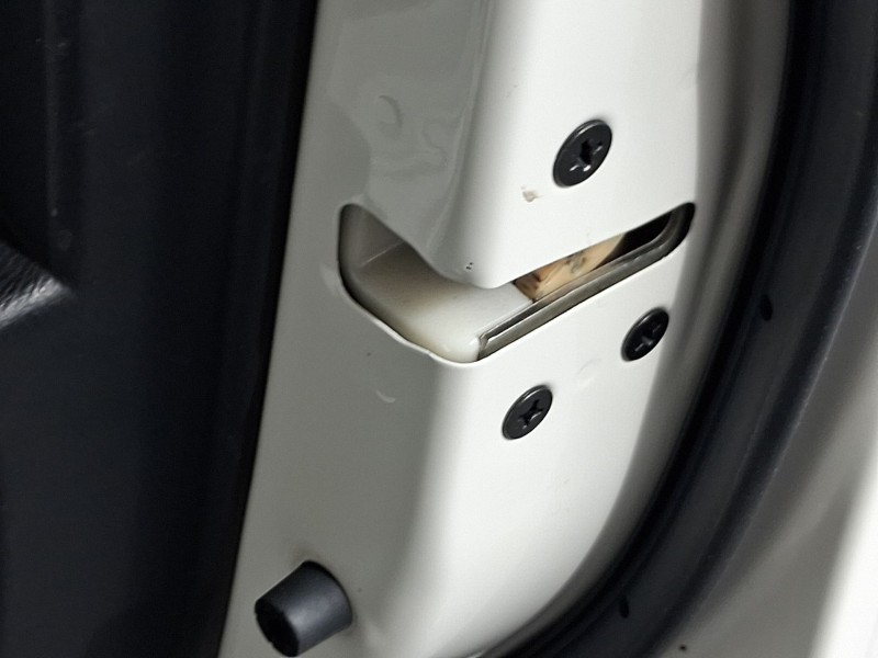 Recambio de cerradura puerta delantera derecha para mazda 3 (bm, bn) 2.2 d referencia OEM IAM BHS258310A  