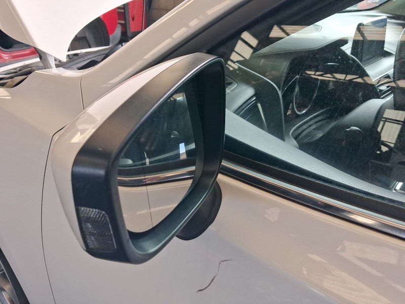 Recambio de retrovisor izquierdo para mazda 3 (bm, bn) 2.2 d referencia OEM IAM BJE469181D ELÉCTRICO ROZADO 
