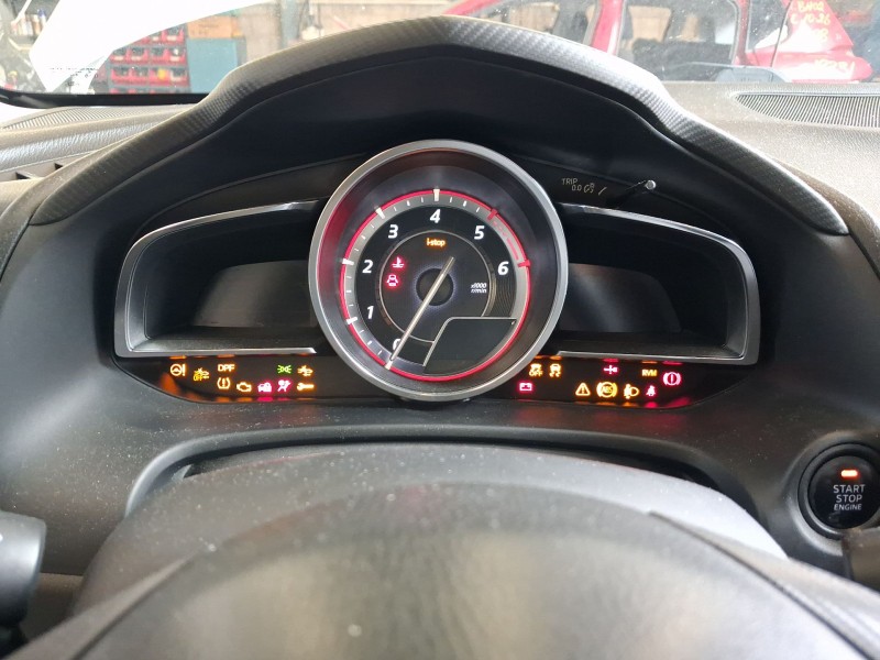 Recambio de cuadro instrumentos para mazda 3 (bm, bn) 2.2 d referencia OEM IAM BJE355471J  