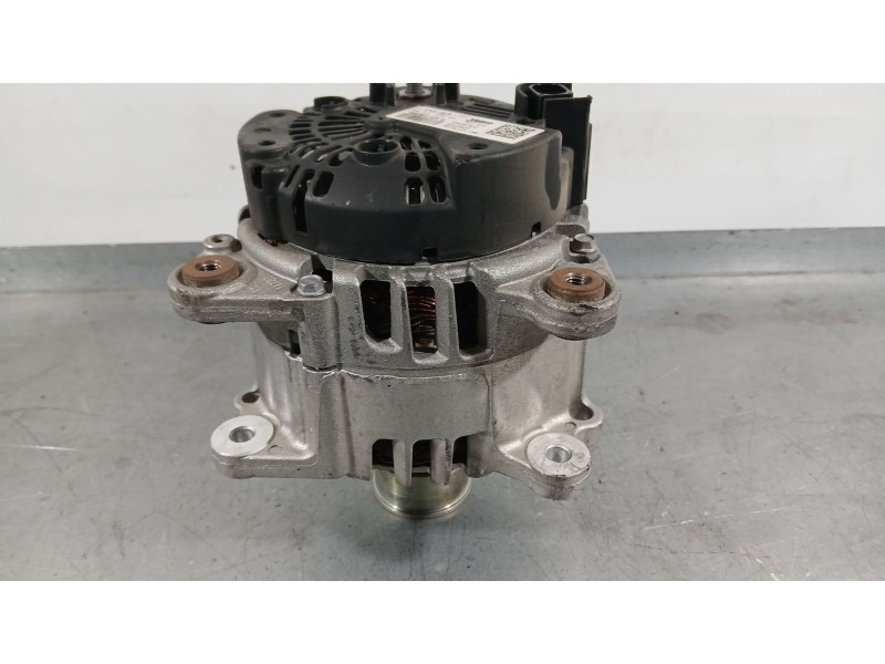 Recambio de alternador para skoda kamiq (nw4) 1.0 tsi referencia OEM IAM 04E903015Q  