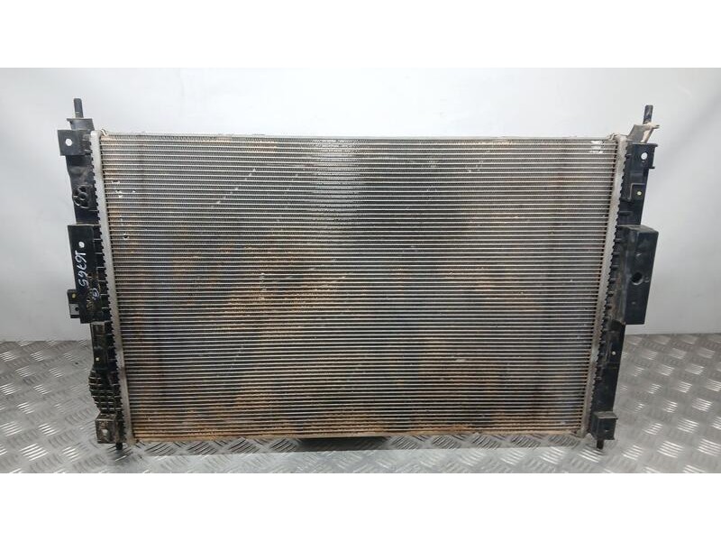 Recambio de radiador agua para peugeot 3008 ii suv (mc_, mr_, mj_, m4_) 1.5 bluehdi 130 referencia OEM IAM 9675747980 VALEO M167