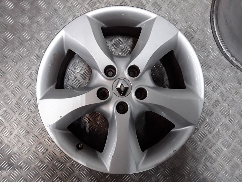 Recambio de juego llantas aluminio para renault koleos i (hy_) 2.0 dci (hy0k) referencia OEM IAM 6.5X17 5TORN ET40 ROZADAS ALUMI