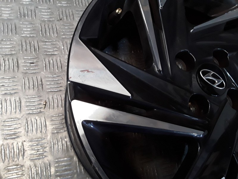 Recambio de llanta aluminio para hyundai bayon (bc3) 1.0 t-gdi referencia OEM IAM 6X16 4TORN ET50 ROZADA ALUMINIO