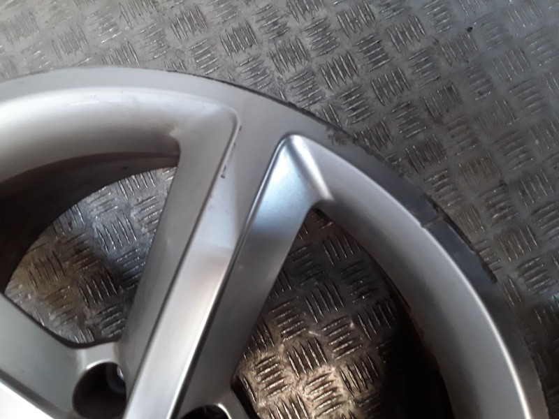 Recambio de llanta aluminio para audi a5 sportback (8ta) 2.0 tdi referencia OEM IAM 8.5X18 5TORN ET29 ROZADA ALUMINIO