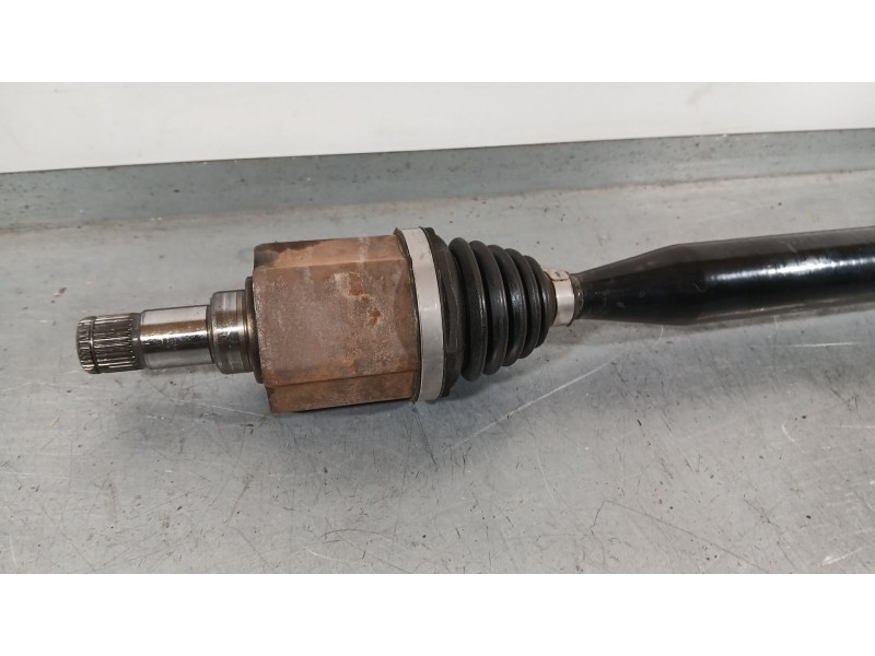 Recambio de transmision delantera derecha para skoda kamiq (nw4) 1.0 tsi referencia OEM IAM 2Q0407272CL  