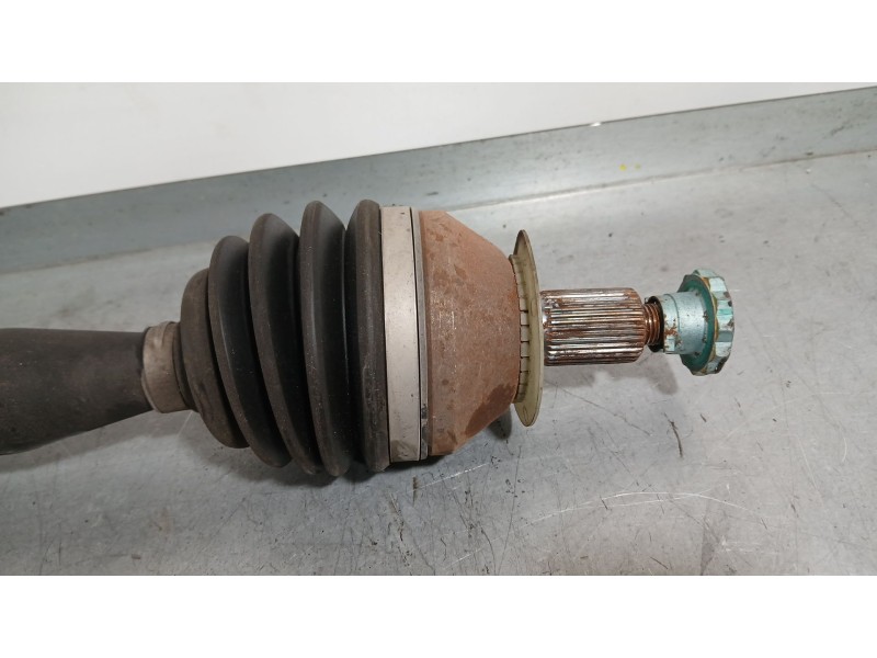 Recambio de transmision delantera derecha para skoda kamiq (nw4) 1.0 tsi referencia OEM IAM 2Q0407272CL  