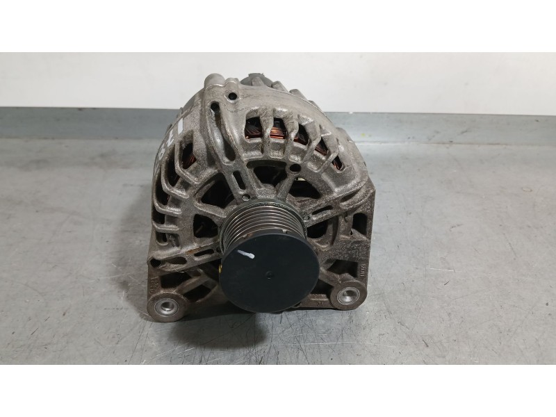 Recambio de alternador para renault grand scénic iii (jz0/1_) 1.6 dci (jz00, jz12) referencia OEM IAM 231007328R 8200854119 