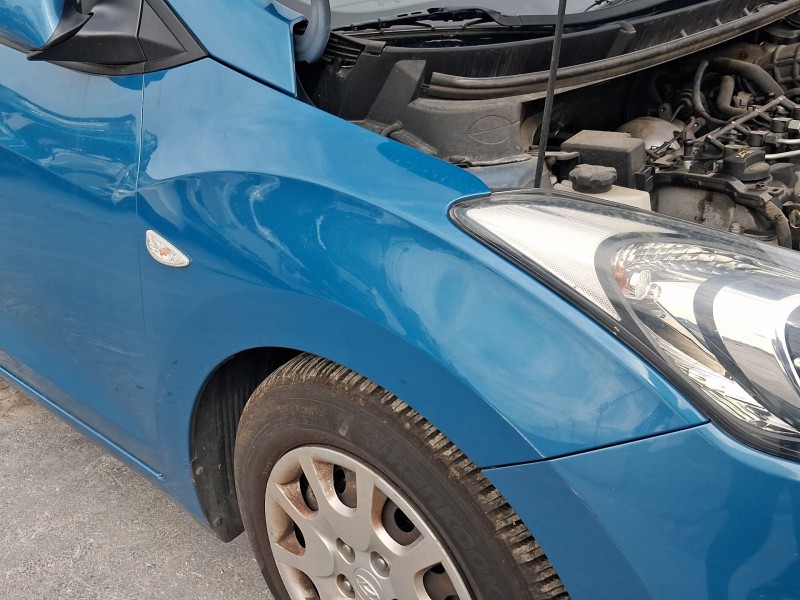 Recambio de aleta delantera derecha para hyundai i30 (gd) 1.4 crdi referencia OEM IAM 66321A6010  