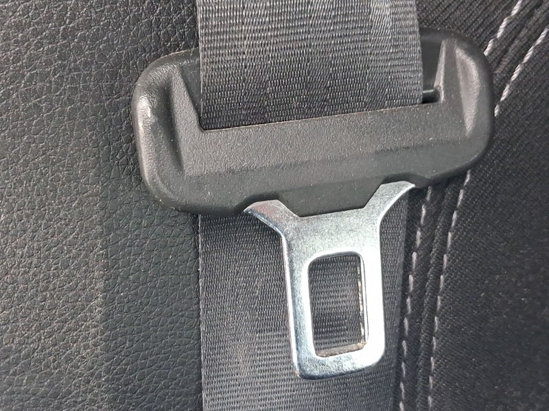 Recambio de cinturon seguridad trasero derecho para hyundai i30 (gd) 1.4 crdi referencia OEM IAM 89820A6000RY  