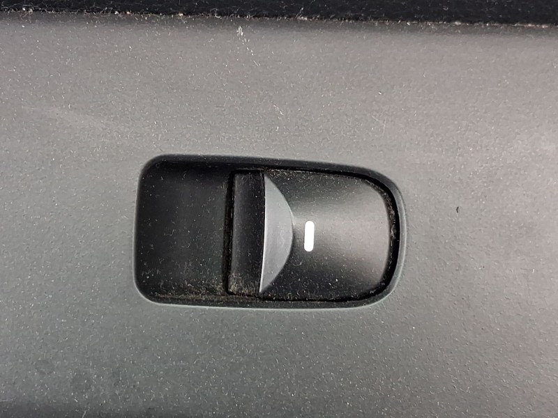 Recambio de mando elevalunas delantero derecho para hyundai i30 (gd) 1.4 crdi referencia OEM IAM 93576A6010  