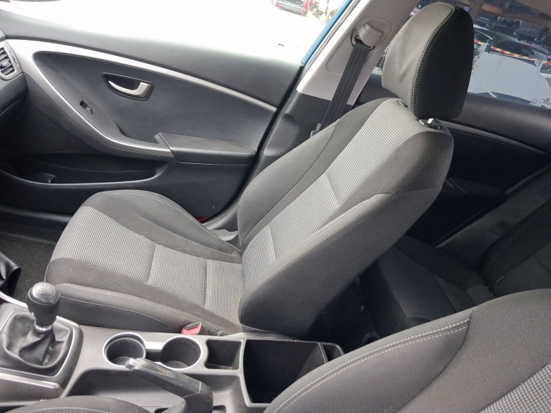 Recambio de asiento delantero derecho para hyundai i30 (gd) 1.4 crdi referencia OEM IAM  C/AIRBAG 