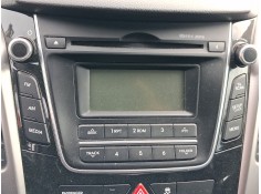 SISTEMA AUDIO / RADIO CD 