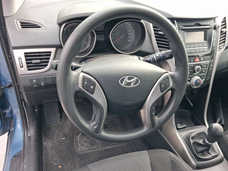 Recambio de volante para hyundai i30 (gd) 1.4 crdi referencia OEM IAM 56110A6050RY  