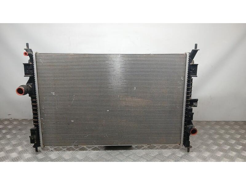 Recambio de radiador agua para peugeot 3008 ii suv (mc_, mr_, mj_, m4_) 1.5 bluehdi 130 referencia OEM IAM 9675747980 VALEO M167