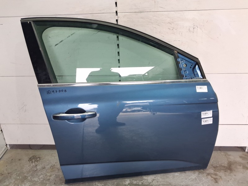 Recambio de puerta delantera derecha para renault megane iv hatchback (b9a/m/n_) 1.5 dci 110 (b9a3) referencia OEM IAM 801001148