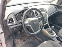 opel astra j sports tourer (p10) del año 2011