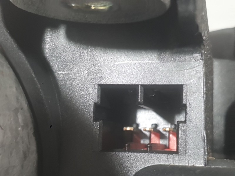Recambio de motor limpia trasero para ford ka (ru8) 1.2 referencia OEM IAM 2596001371  