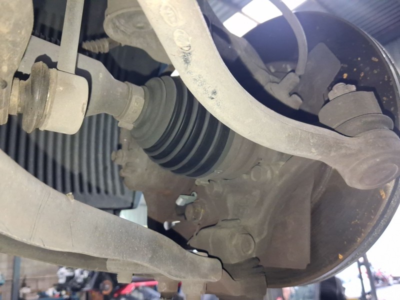 Recambio de mangueta delantera derecha para hyundai i30 (gd) 1.4 crdi referencia OEM IAM 51716A6000  