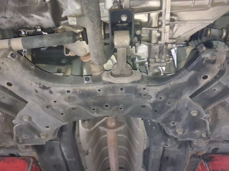 Recambio de puente delantero para hyundai i30 (gd) 1.4 crdi referencia OEM IAM 62400A6105  