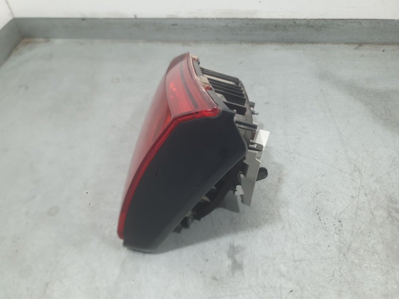 Recambio de piloto trasero derecho interior para volkswagen golf vii (5g1, bq1, be1, be2) 1.4 tsi referencia OEM IAM 5G0945094AC