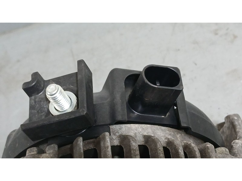 Recambio de alternador para bmw x1 (f48) sdrive 18 d referencia OEM IAM 12315A157A9  