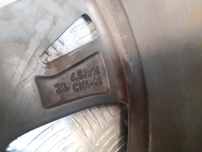 Recambio de llanta aluminio para peugeot 2008 ii (ud_, us_, uy_, uj_, ur_, uc_) e-2008 referencia OEM IAM 6.5X16 4TORN ET32 ROZA