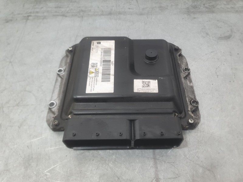 Recambio de centralita motor uce para opel astra j (p10) 1.7 cdti (68) referencia OEM IAM 55575082  