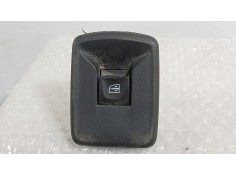 MANDO ELEVALUNAS DELANTERO DERECHO 254217475R 10023750